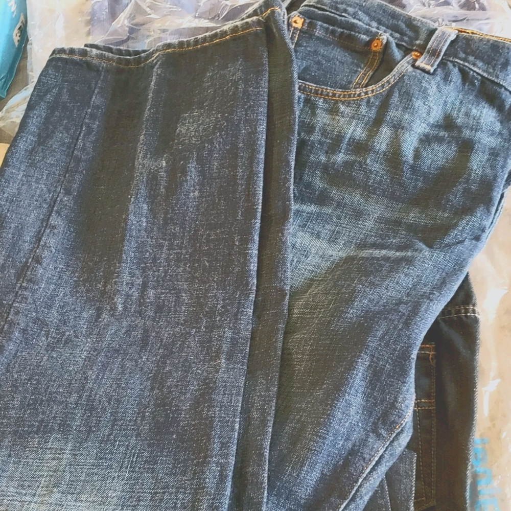 Men`s Levis 501 Red Tag 38 x 32, Button Fly